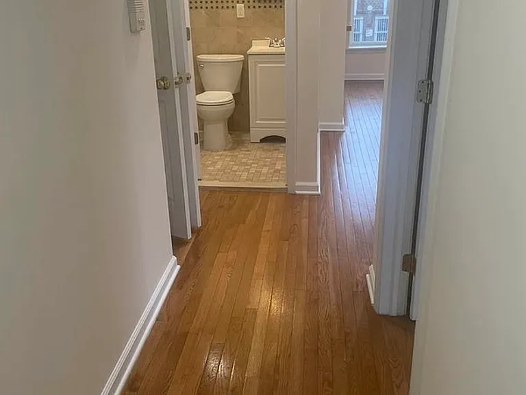 2401 Beverley Rd #2-F — Photo 8