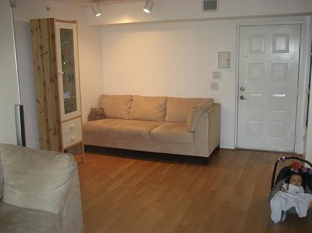 2nd image of 470 S Park Rd #7203