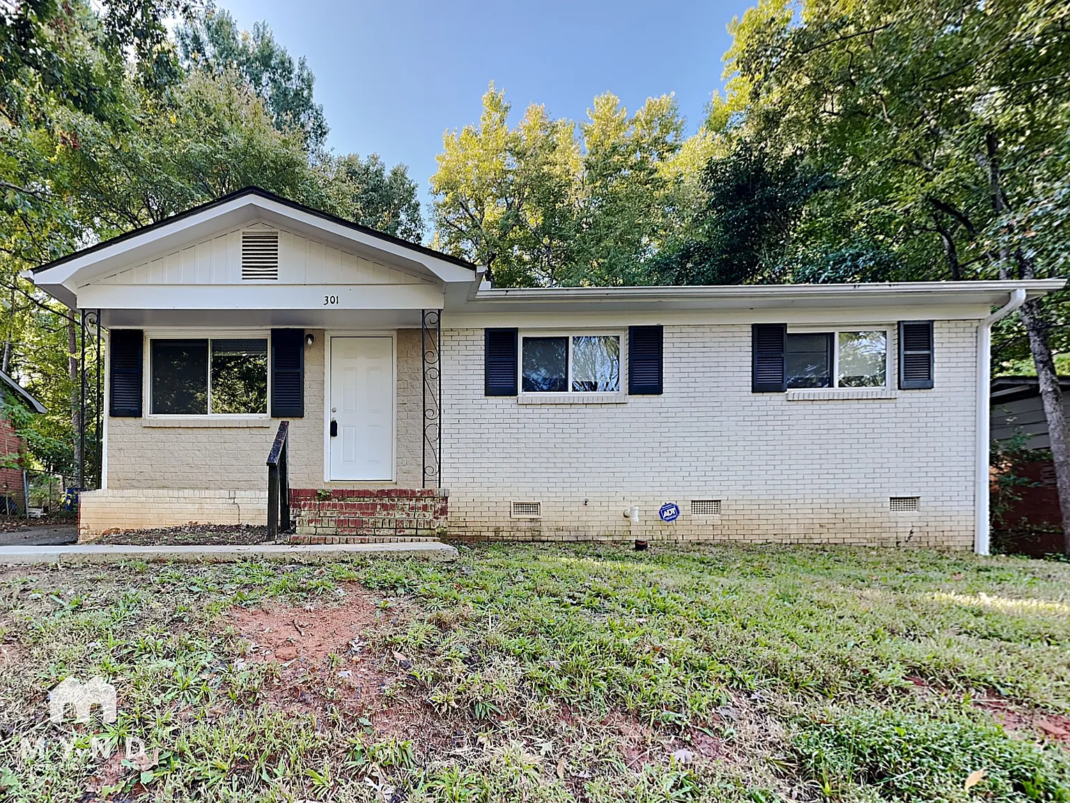 3 bed, 1.0 bath, 1000 sqft, $1,750 — Photo 1