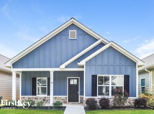 31 Calloway Ln, Cartersville, GA 30120