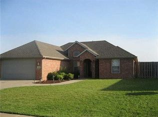 341 Coopers Farm Rd, Centerton, AR 72719