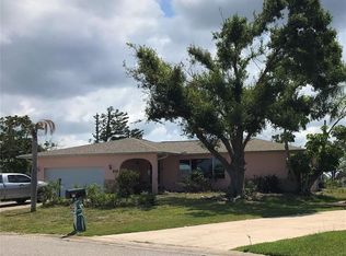 29 Golfview Rd S, Rotonda West, FL 33947