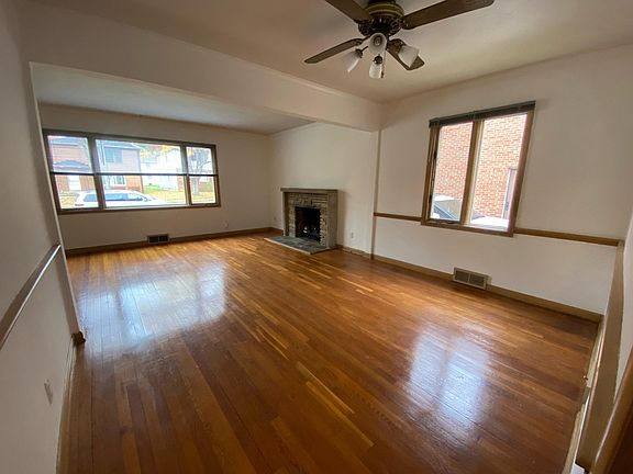 2nd image of 1774 Liberty Dr