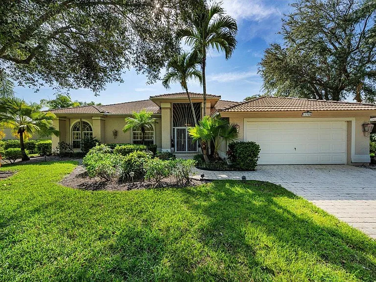11305 Longshore Way E — Photo 32