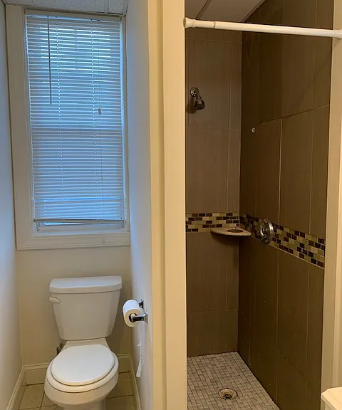 226 Gano St — Photo 3