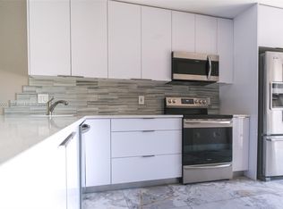 301 Club Cir APT 208, Boca Raton, FL 33487