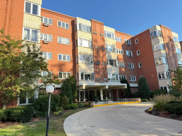 2033 Sherman Ave APT 508, Evanston, IL 60201