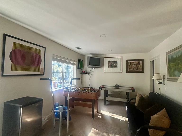 11820 Oslo Dr — Photo 29