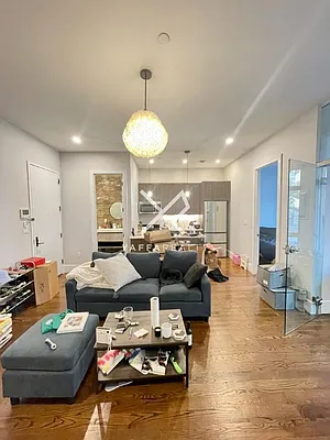 Rented by Yaffa Realty LLC | media 8