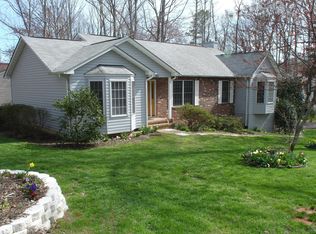 101 Green St, Lake Of Woods, VA 22508