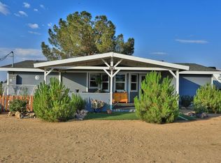 11223 Smith Rd, Phelan, CA 92371