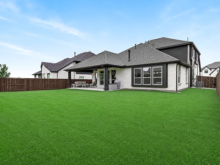 4010 Zina Ln — Photo 35