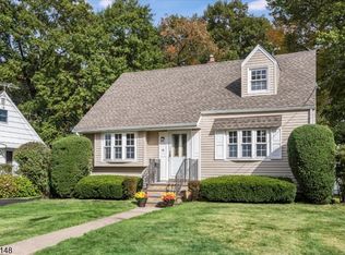 15 Andover Pl, Bloomfield, NJ 07003