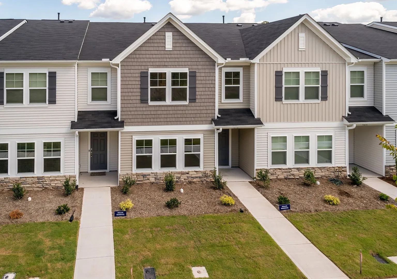 Brand New Three Bedroom Townhome! — Photo 2