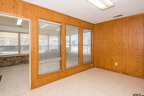 3863 Lamb Dr — Photo 19