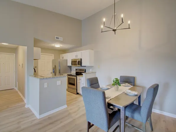 10224 Crossbow Ct APT 11, Florence, KY 41042