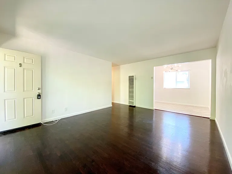 1211 Jefferson St — Photo 9