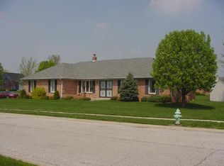 699 S Sundial Cir, Indianapolis, IN 46231