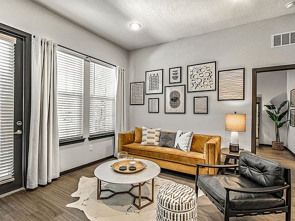 3rd image of 8733 Rooks Park Cir #7-104