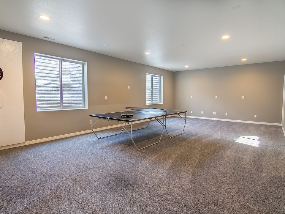 Builder finished basement 