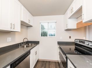 2707 Mountain View Ave W APT 2, Fircrest, WA 98466