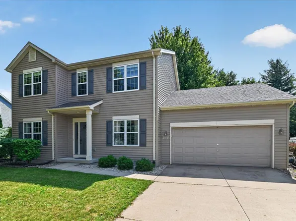 1451 Saint Albert The Great Dr, Sun Prairie, WI 53590