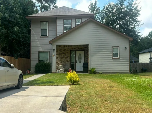 3526 Frontier Rd, Willis, TX 77378