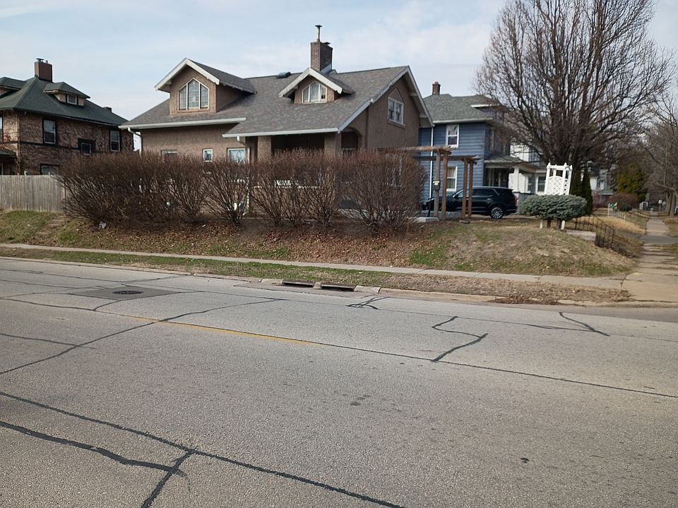 1st image of 1445 10th St