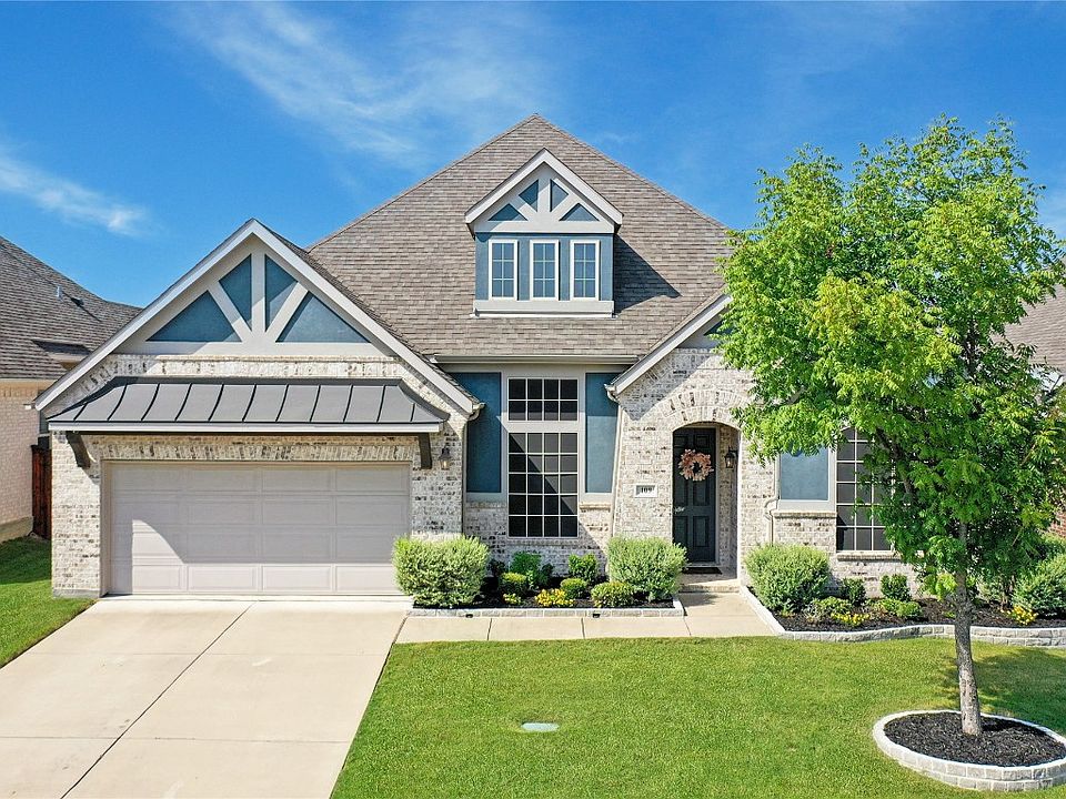 1st image of 409 Green Valley Dr