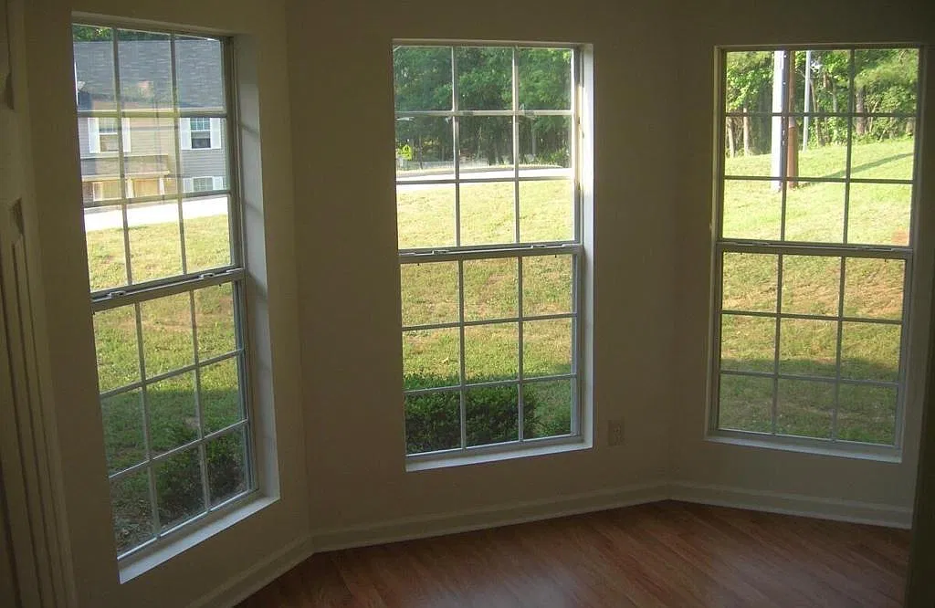 973 Stadium Court — Photo 3