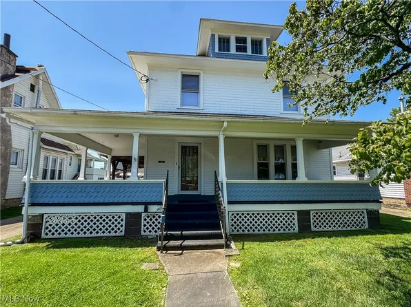 700 28th St, Vienna, WV 26105