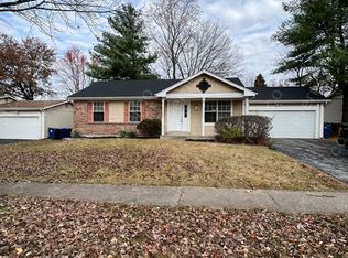14312 River Oaks Ct, Florissant, MO