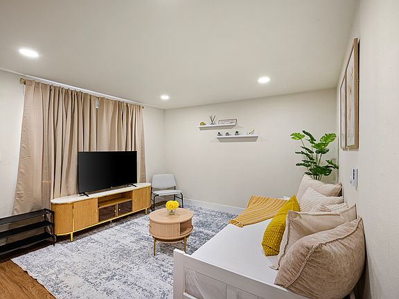 4th image of 8502 Berkeley Ave SW APT 1