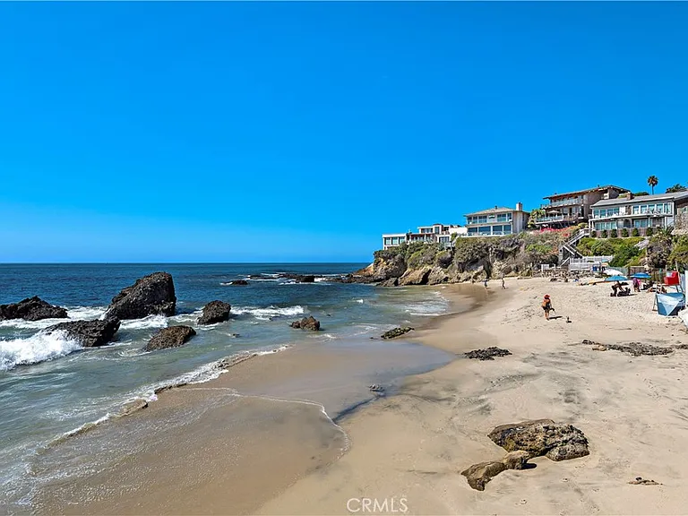2037 S Coast Hwy #12 — Photo 7