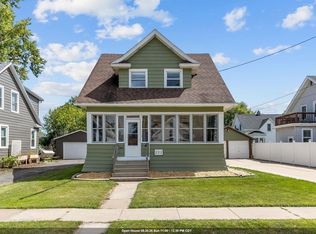 222 Harrison St, Neenah, WI 54956
