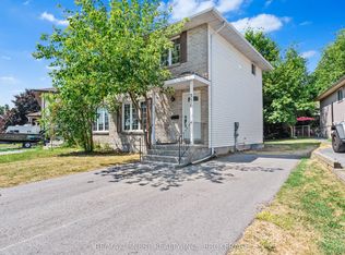 347 Kingsdale Ave, Kingston, ON K7M 7Z1