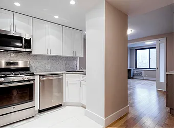 792 Columbus Avenue #4B image 1 of 4