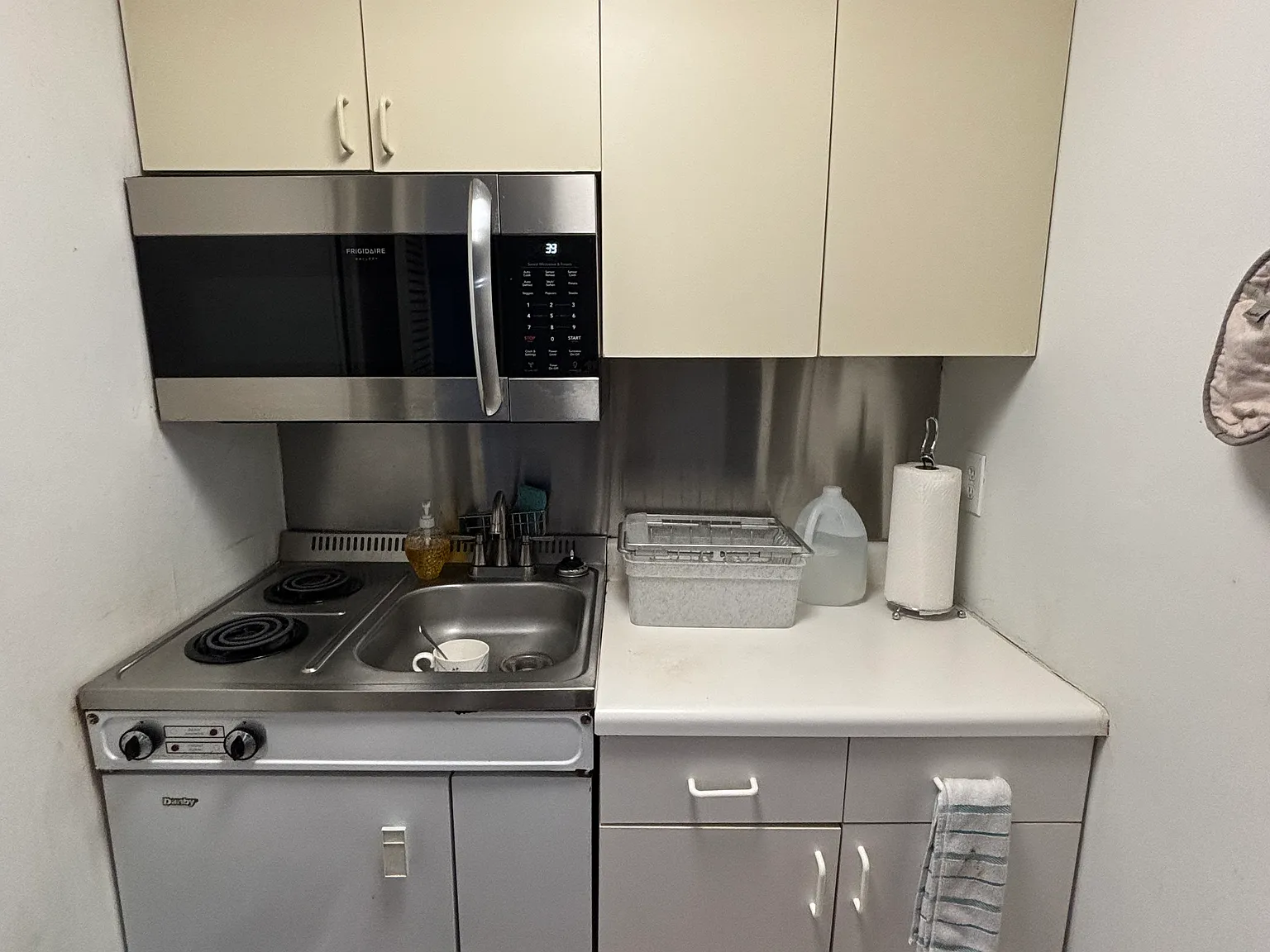 Studio, 580 sqft, $2,000 — Photo 4