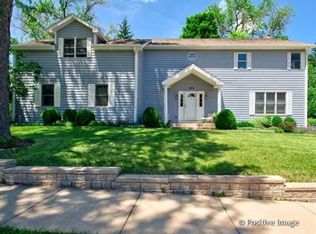 948 Kenyon St, Downers Grove, IL 60516