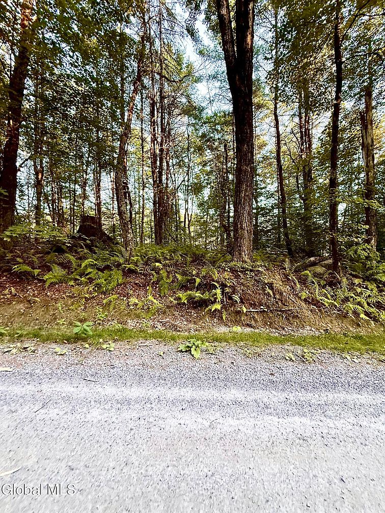 2nd image of 344 Dickinson Hill Road