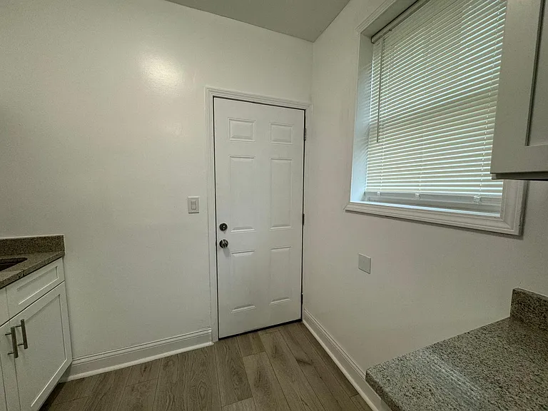 7730 S Lowe Ave #1W — Photo 17