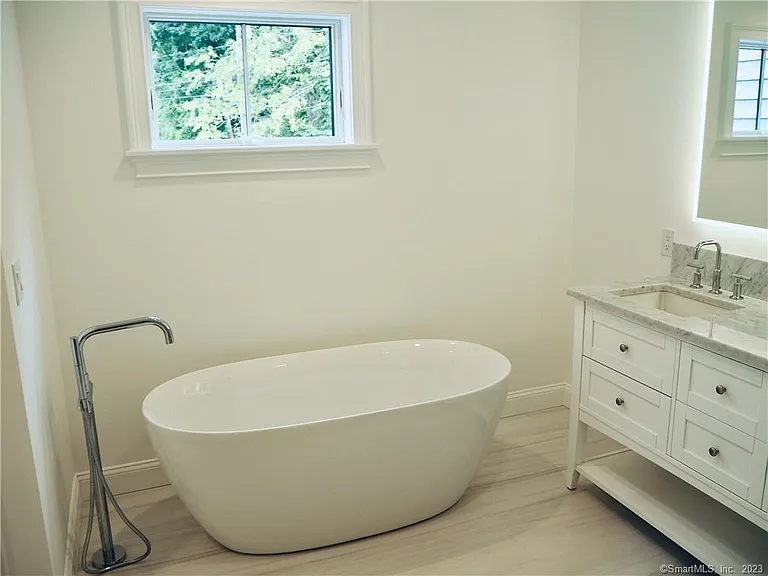 70 Seminary St #1 — Photo 14