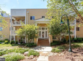 4141 S Four Mile Run Dr Unit 203, Arlington, VA 22204