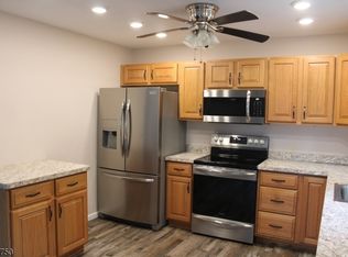 13 Baldwin Dr, Vernon Twp., NJ 07462