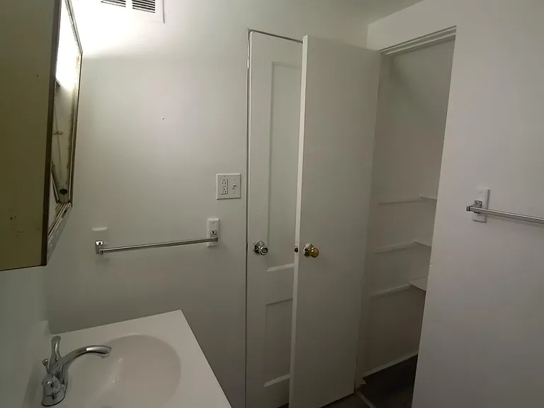 771 Bryn Mawr Rd #BASEMENT — Photo 10