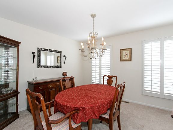 3rd image of 5173 Barcroft Ct