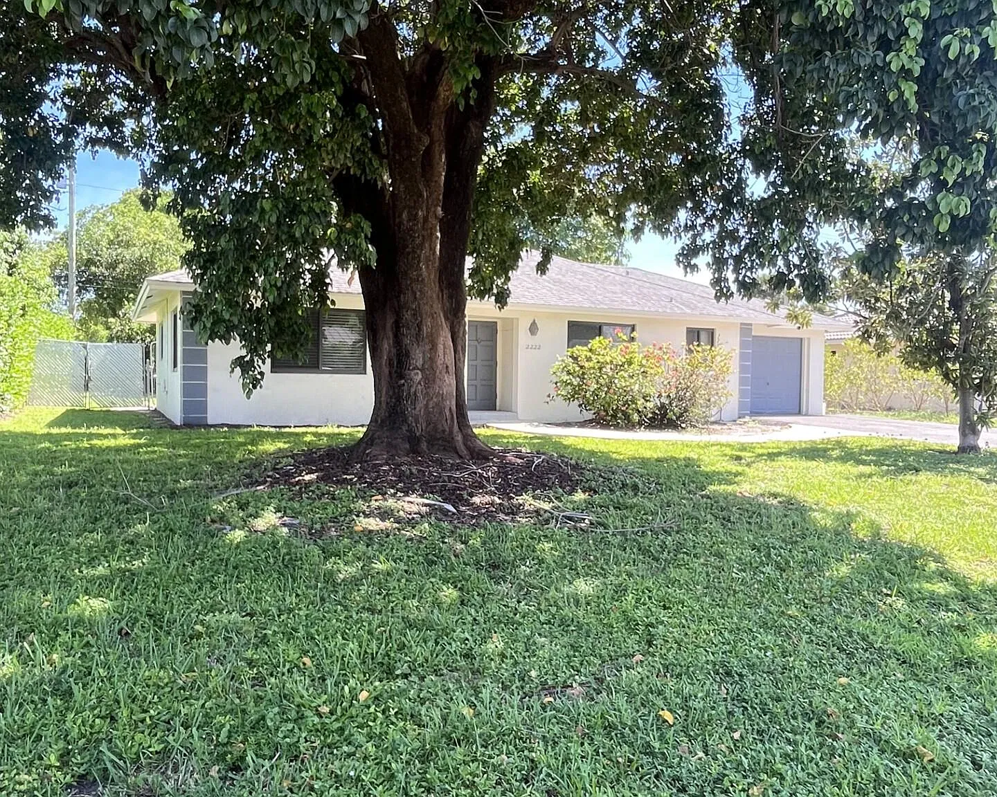 3 bed, 2.0 bath, 1212 sqft, $3,500 — Photo 1