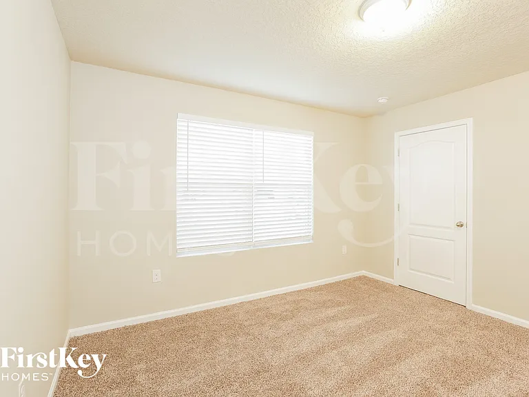 3526 Summit Oaks Dr — Photo 8