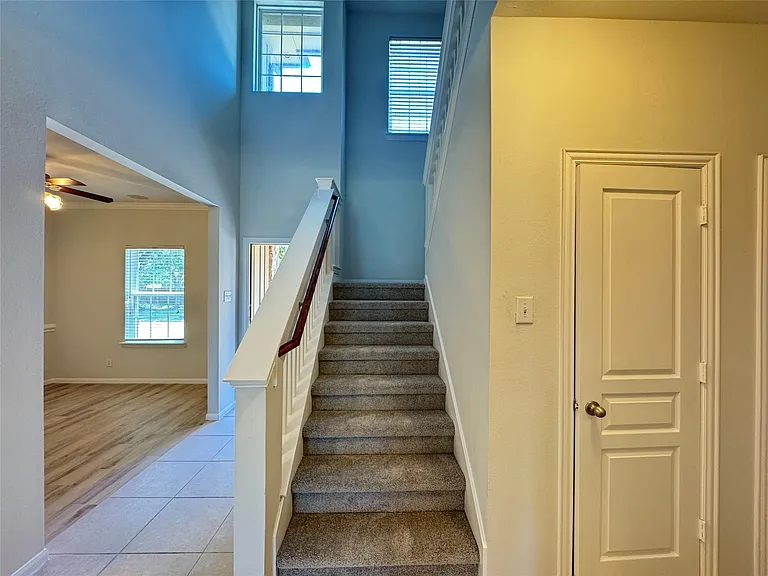 8107 Gran Villa Dr — Photo 27