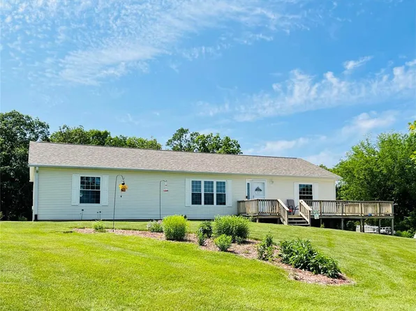 24885 Shady Oaks Pl, Perry, MO 63462